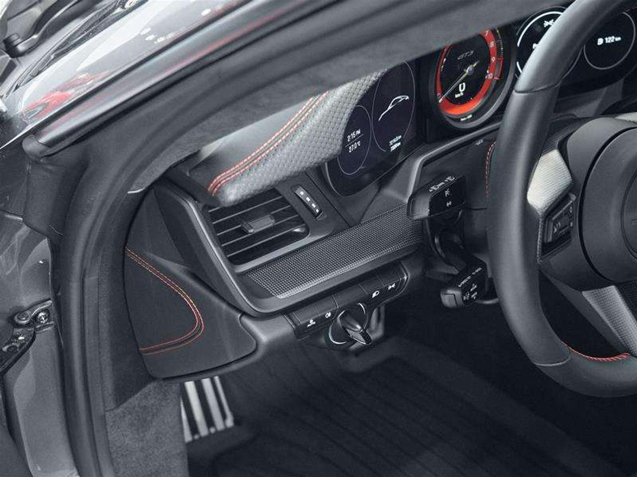 2022 Porsche 911 GT3 Touring Pkg Photo