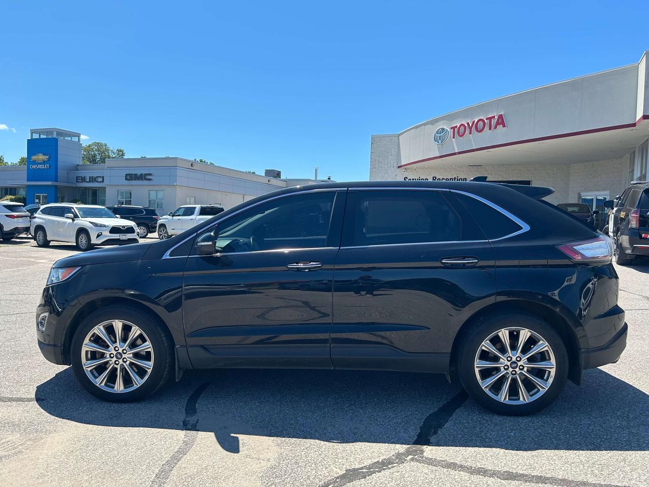 2018 Ford Edge Titanium AWD Photo