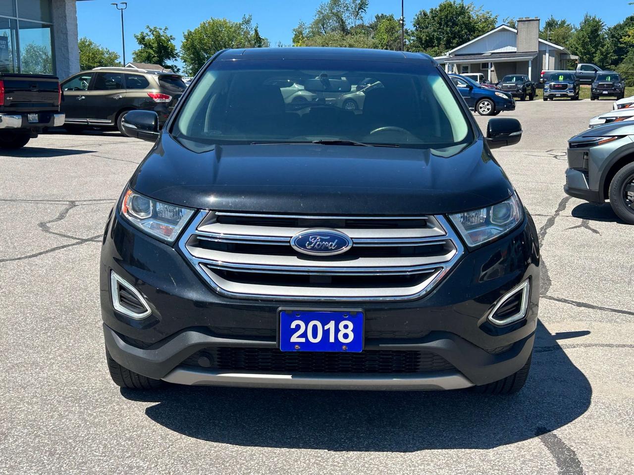 2018 Ford Edge Titanium AWD Photo
