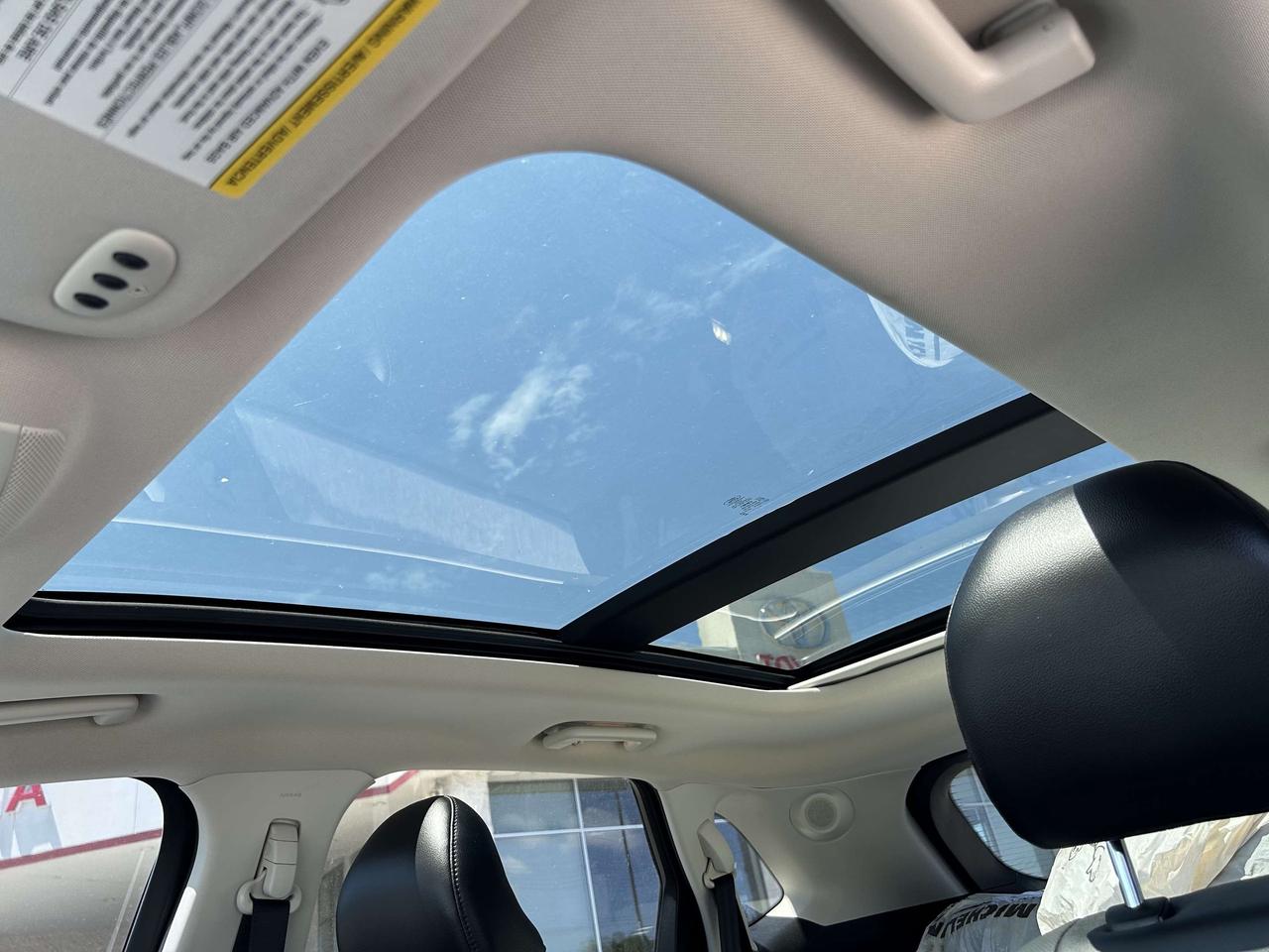 2018 Ford Edge Titanium AWD Photo