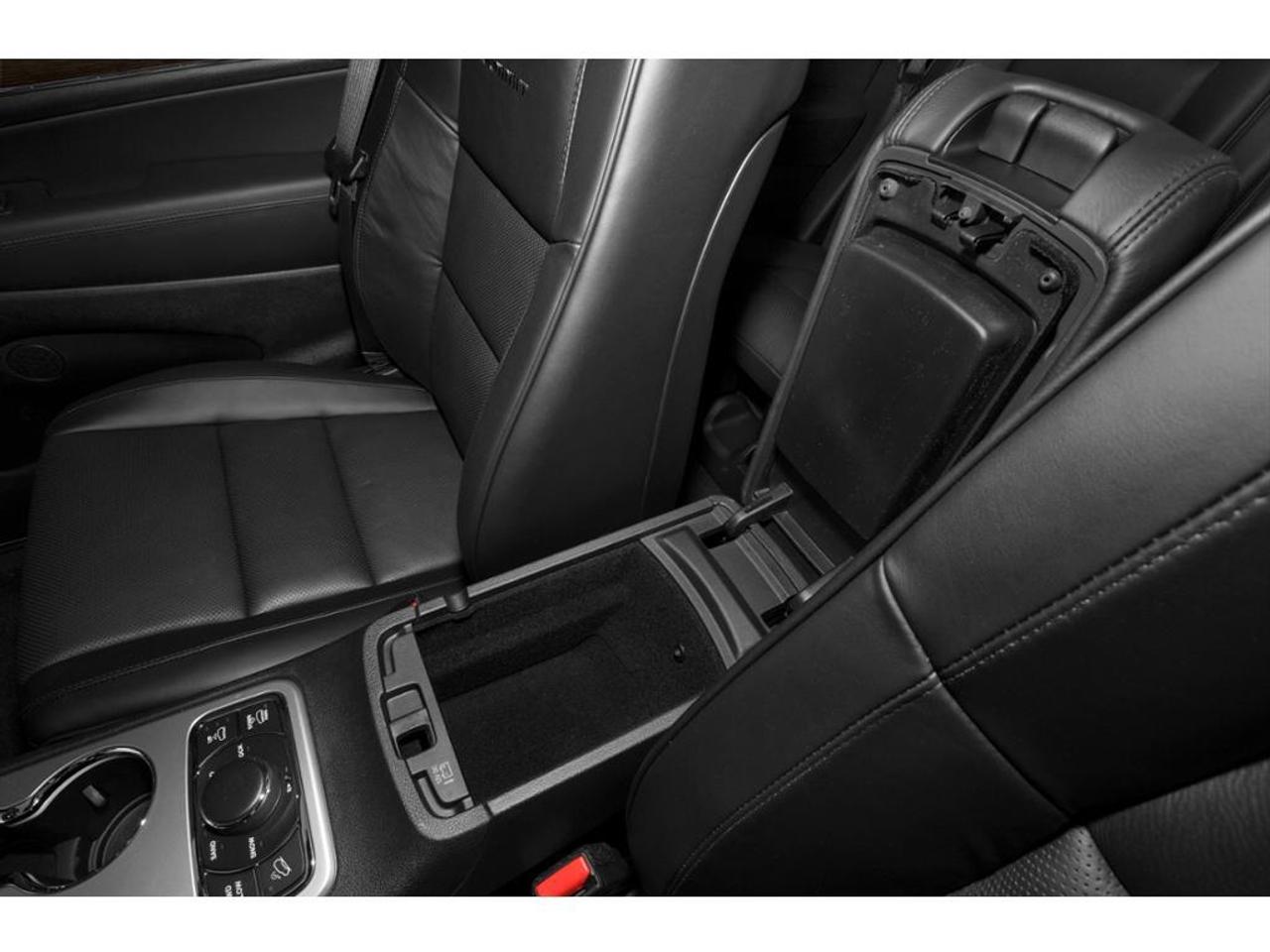 2014 Jeep Grand Cherokee Summit 4dr 4x4 Photo