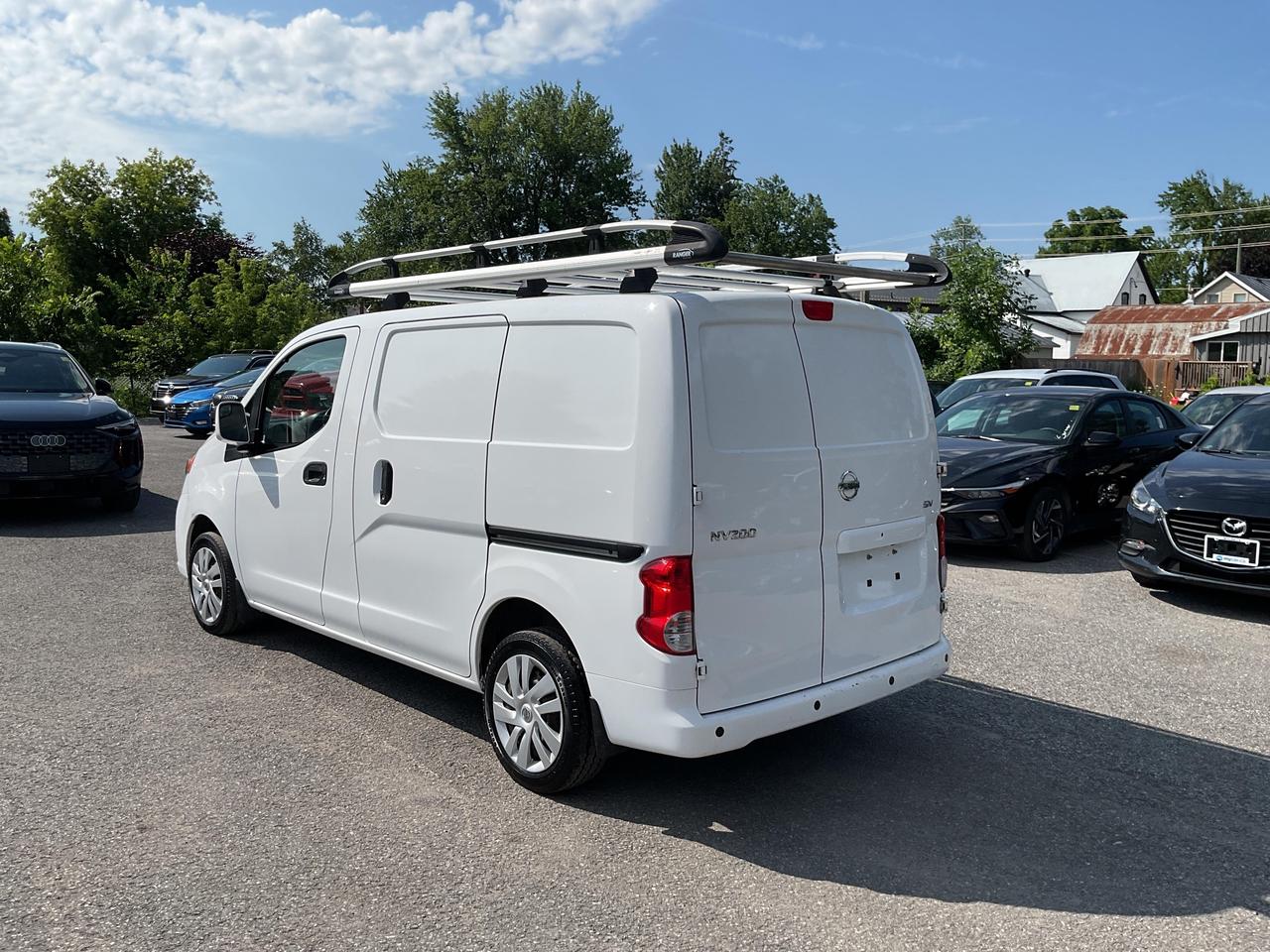 2020 Nissan NV200  Photo