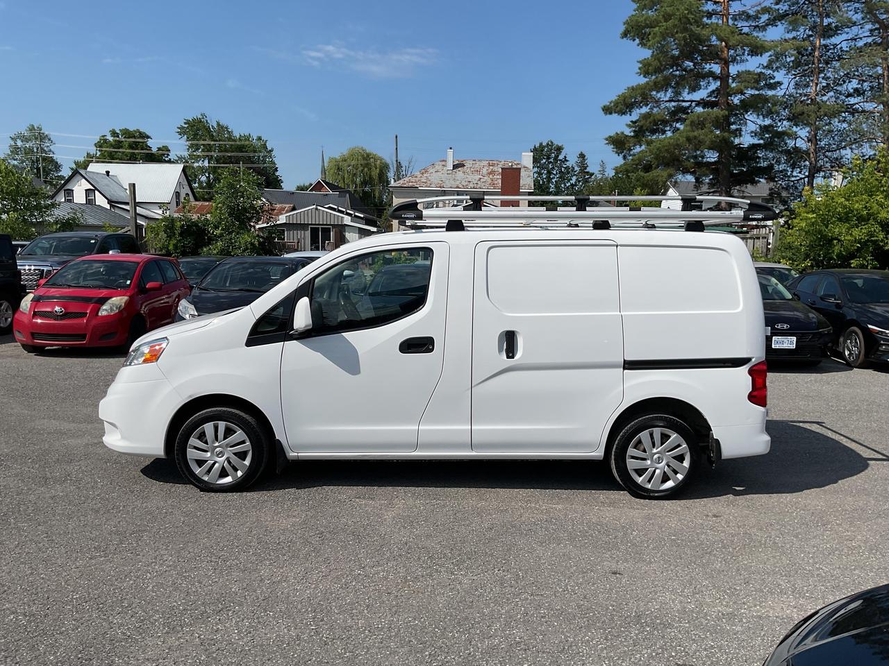 2020 Nissan NV200  Photo2