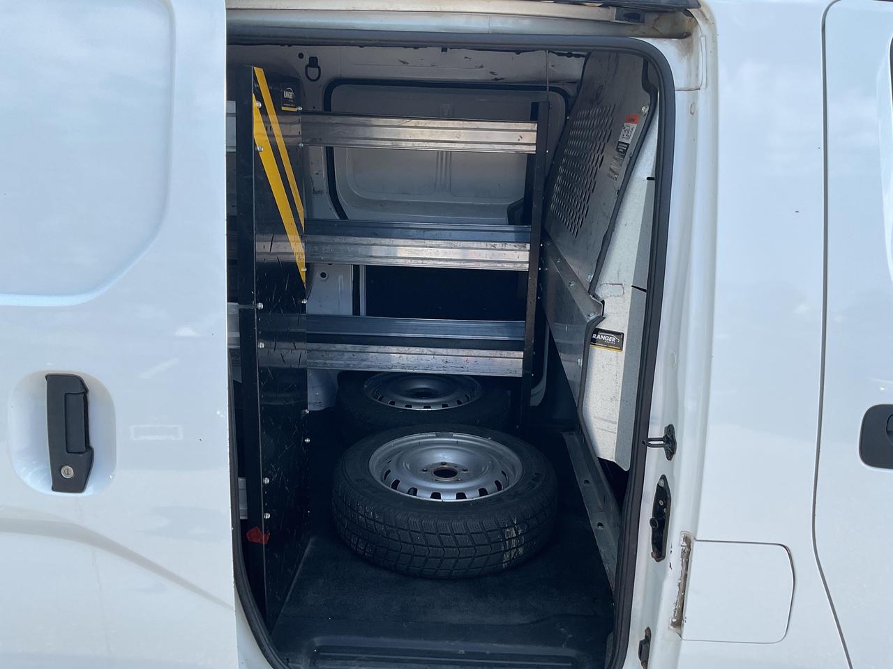 2020 Nissan NV200  Photo