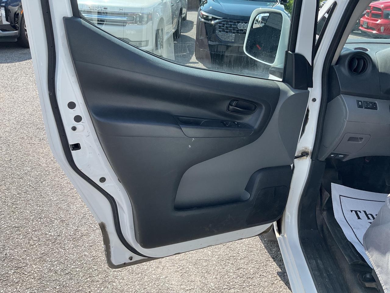 2020 Nissan NV200  Photo