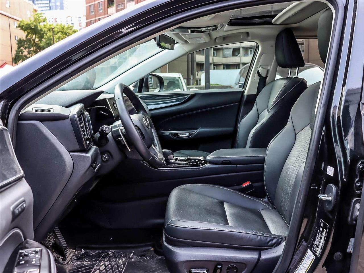 2024 Lexus NX PREMIUM HYBRID AWD NAVI ADAPTIVE CRUISE Photo