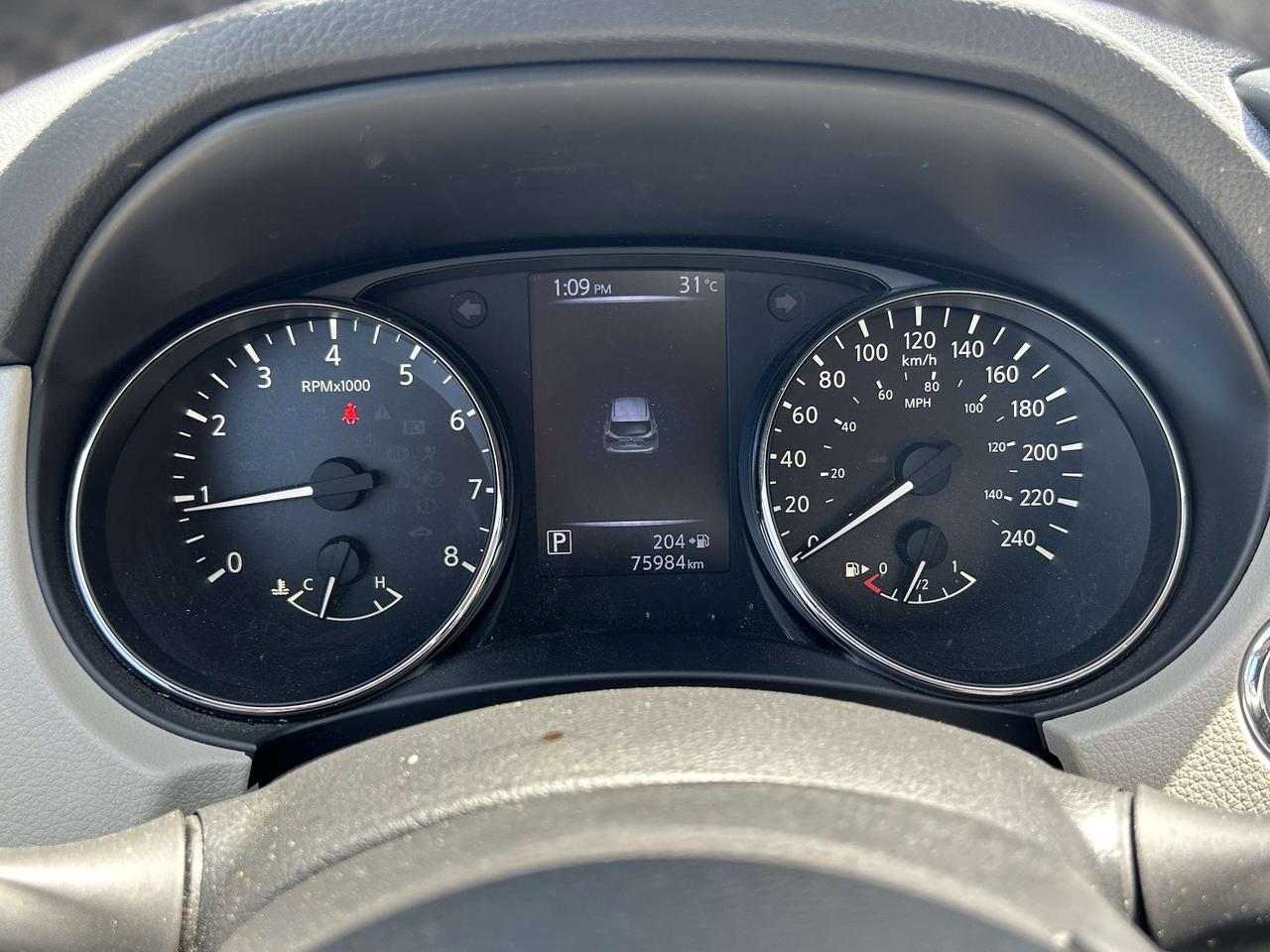 2017 Nissan Qashqai FWD 4dr SV   LOW KM   NO REPORTED ACCIDENTS Photo