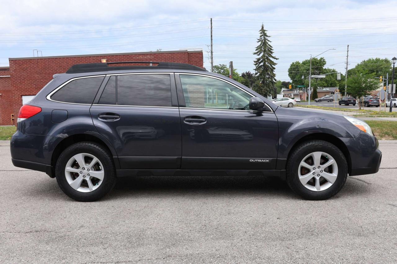 2013 Subaru Outback 3.6R-AWD-R STARTER/HEATED SEATS/POWER MIRRORS & WINDOWS/DUAL CLIMATE CONTROL/AUTO HEADLIGHTS/CRUISE CONTROL Photo