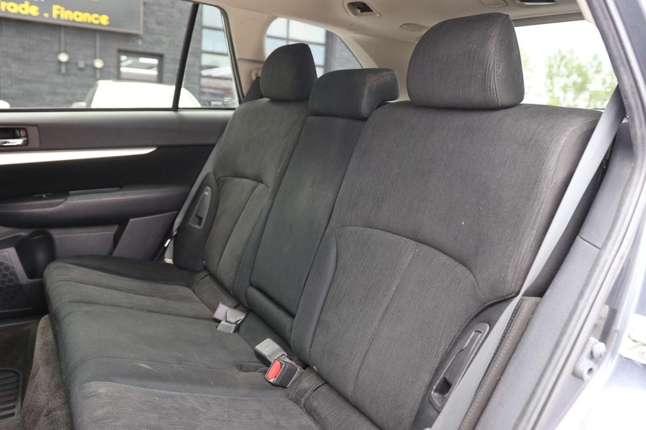 2013 Subaru Outback 3.6R-AWD-R STARTER/HEATED SEATS/POWER MIRRORS & WINDOWS/DUAL CLIMATE CONTROL/AUTO HEADLIGHTS/CRUISE CONTROL Photo
