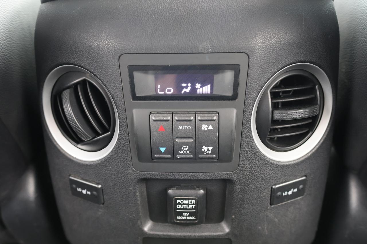 2012 Honda Pilot TOURING-AWD-DVD-R STARTER/NAV/BCAM/P SENSORS/LEATH Photo
