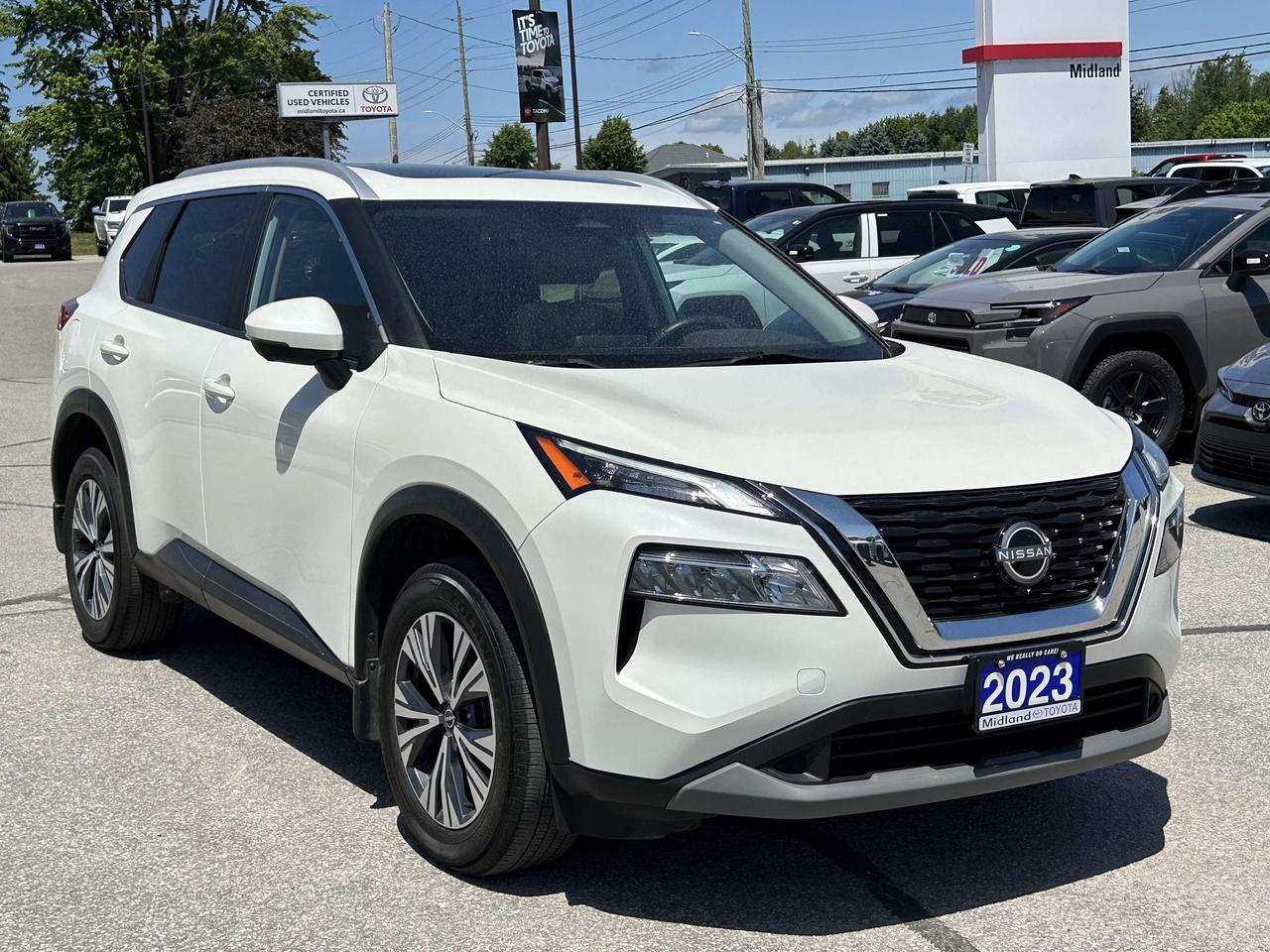 2023 Nissan Rogue AWD SV Moonroof   NO REPORTED ACCIDENTS Photo