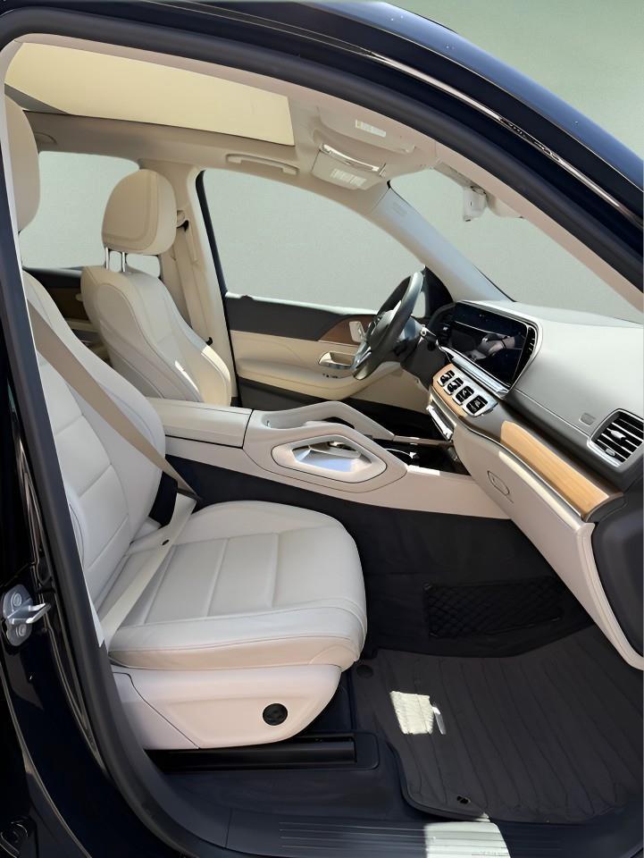 2020 Mercedes-Benz GLE 450 Base GLE 450 4dr 4MATIC Sport Utility Photo