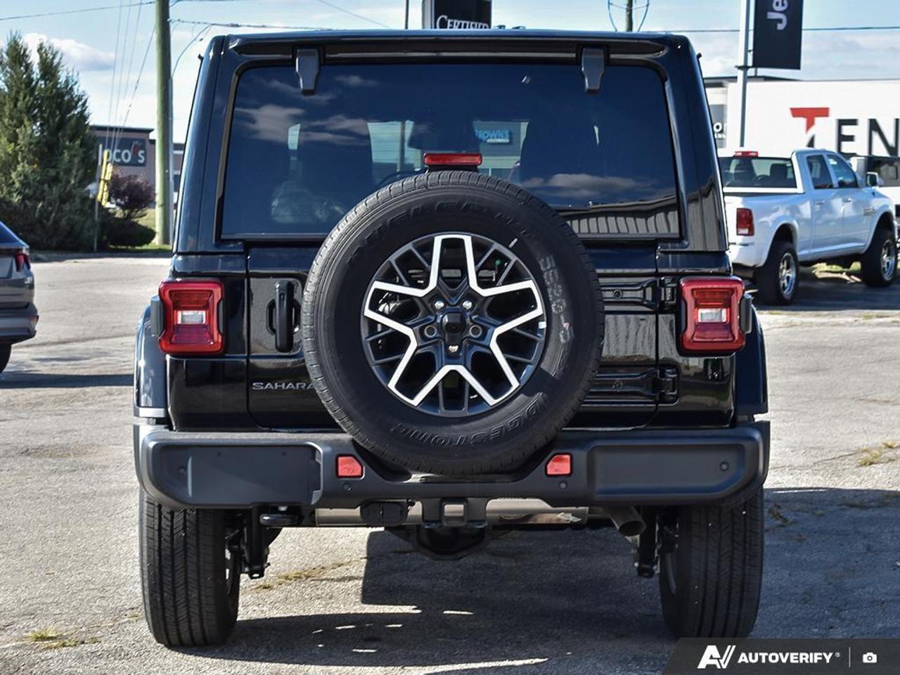 2026 Jeep Wrangler SAHARA 4DR 4X4 Photo4
