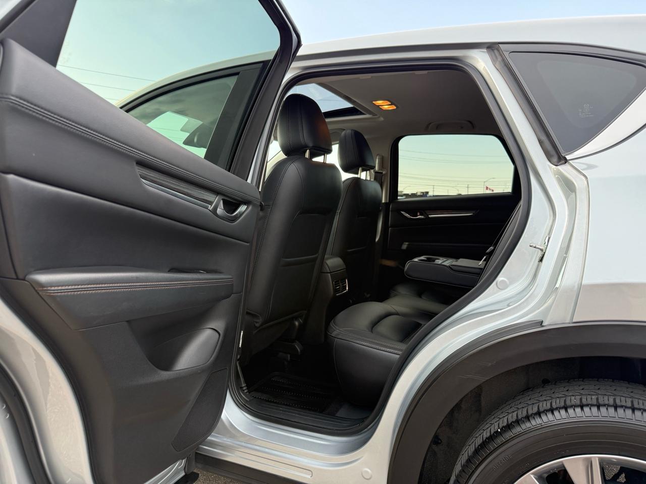 2019 Mazda CX-5 GT w/Turbo Auto AWD  ACCIDENT FREE 1-OWNER Heads U Photo