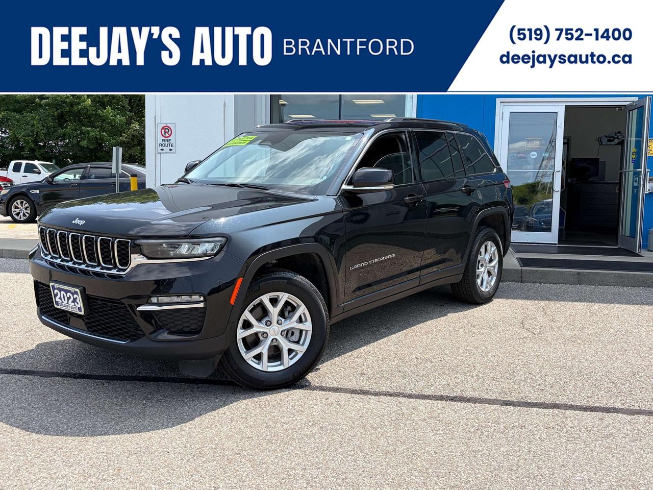 2023 Jeep Grand Cherokee LIMITED 4X4 Photo0