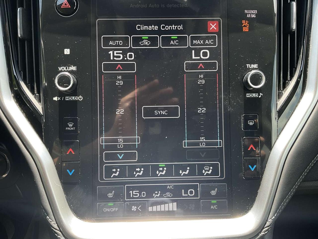 2024 Subaru Outback Touring - CARPLAY! BACK-UP CAM! BSM! SUNROOF! Photo