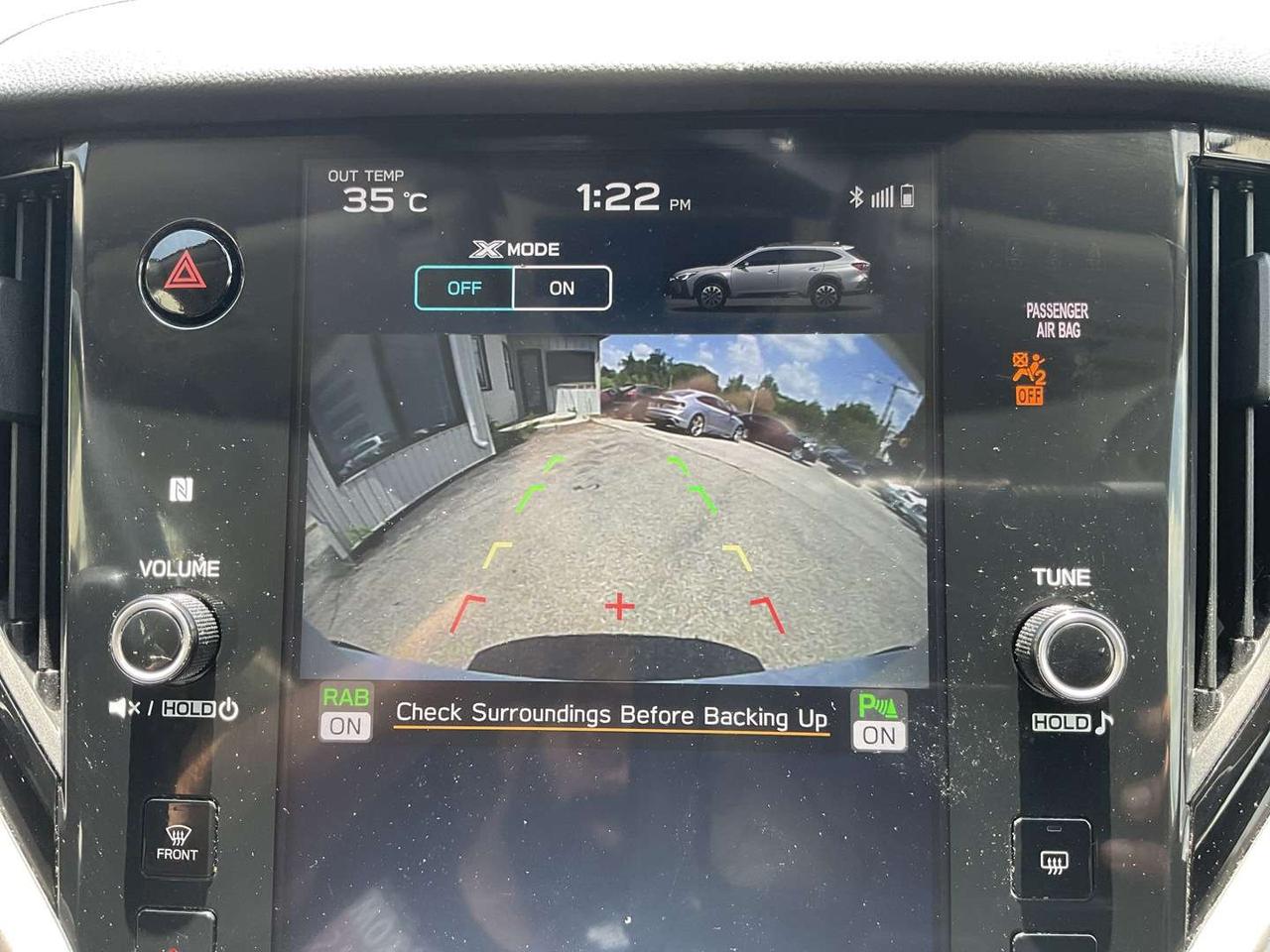 2024 Subaru Outback Touring - CARPLAY! BACK-UP CAM! BSM! SUNROOF! Photo