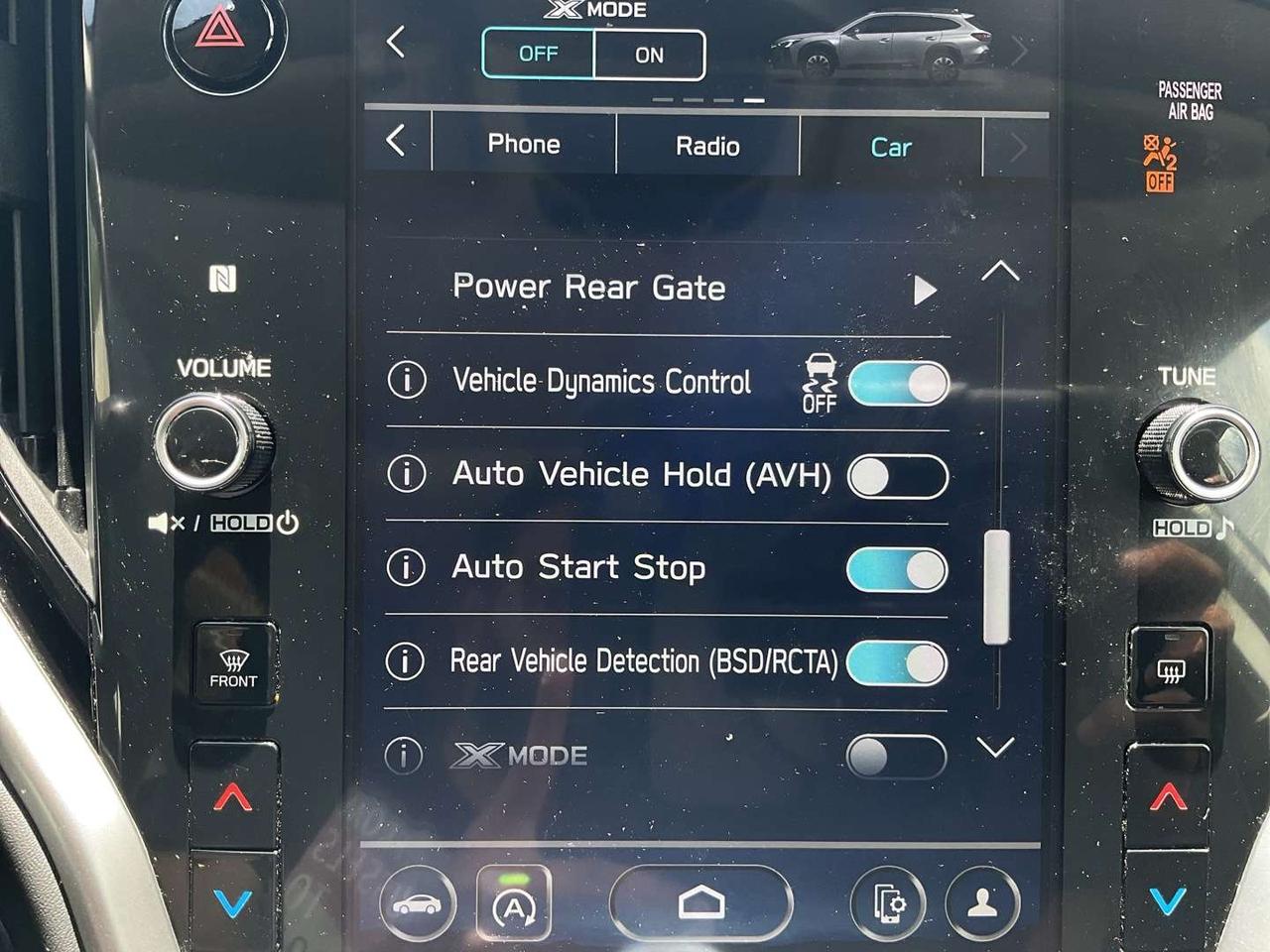 2024 Subaru Outback Touring - CARPLAY! BACK-UP CAM! BSM! SUNROOF! Photo