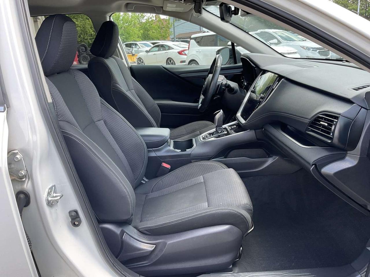 2024 Subaru Outback Touring - CARPLAY! BACK-UP CAM! BSM! SUNROOF! Photo
