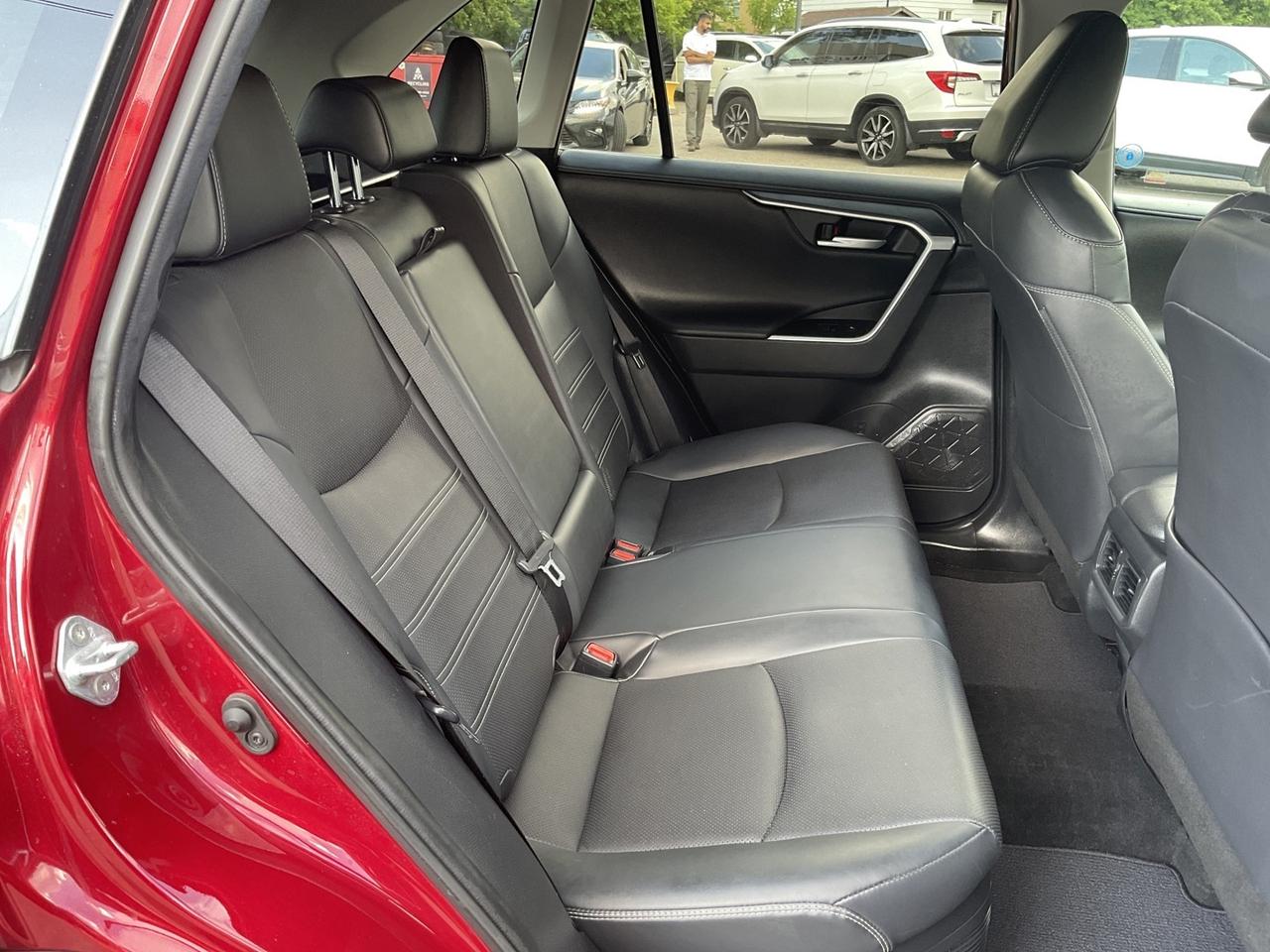 2020 Toyota RAV4 Hybrid Limited - LTHR! NAV! 360 CAM! BSM! SUNROOF! Photo