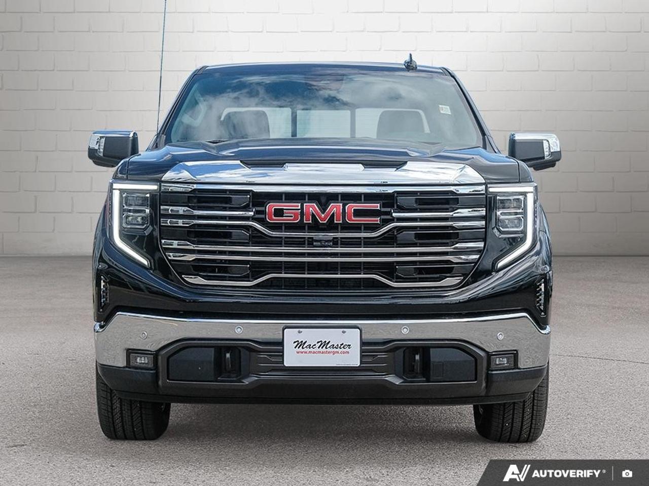 2026 GMC Sierra 1500 Crew Cab Short Box 4-Wheel Drive SLT Photo
