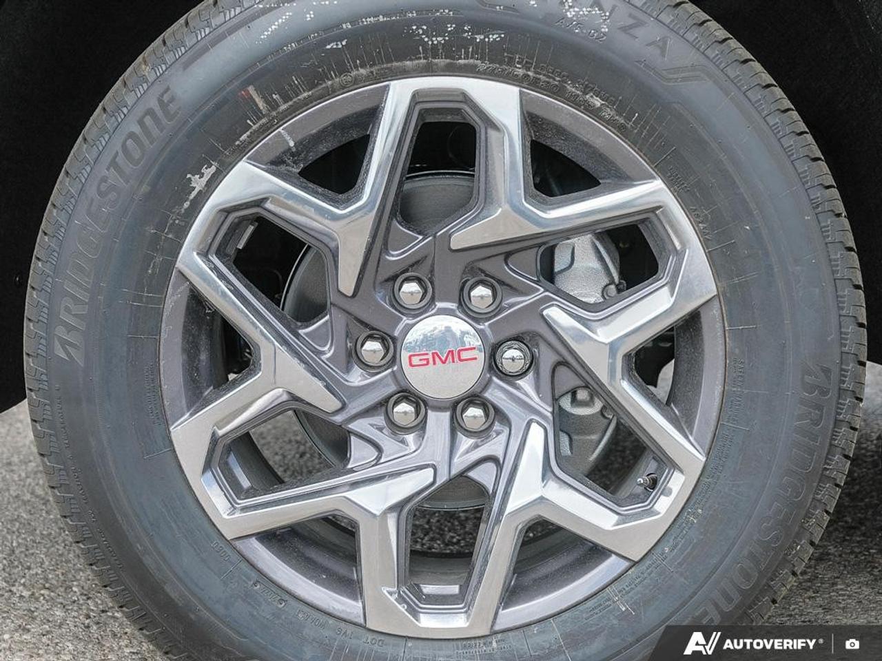 2026 GMC Sierra 1500 Crew Cab Short Box 4-Wheel Drive SLT Photo