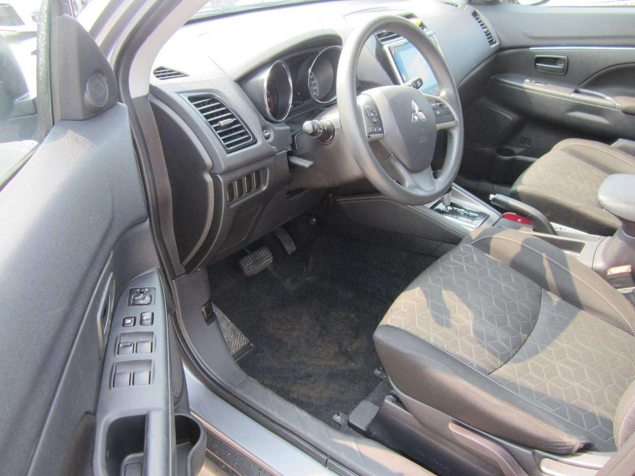 2024 Mitsubishi RVR ES AWC NO ACCIDENTS! 1 PRICE ONLY! NO SAFETY FEES! Photo