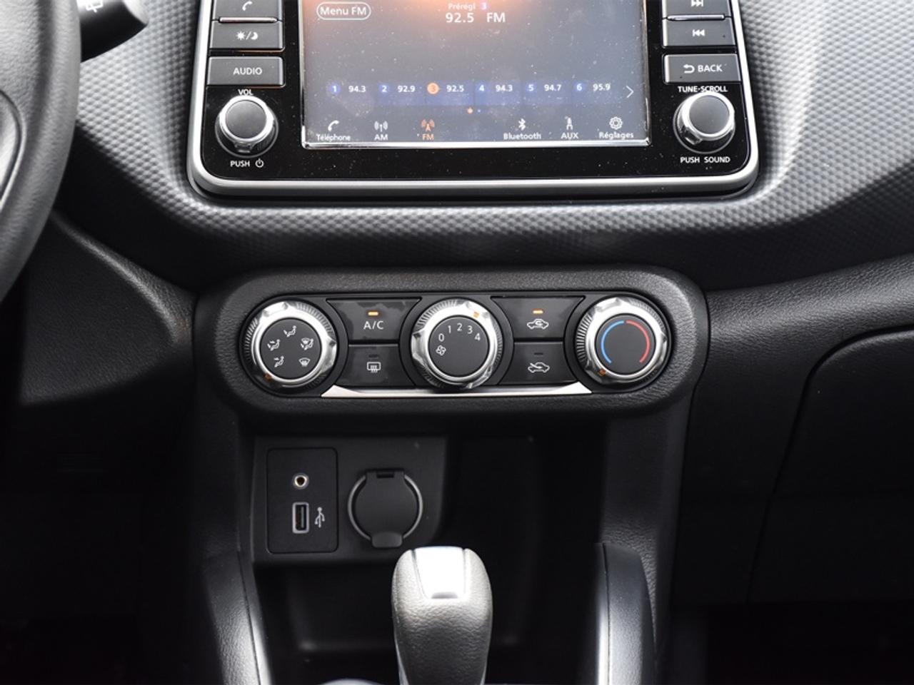 2024 Nissan Kicks S   Push Start   Rear Camera   CarPlay   Android Auto Photo
