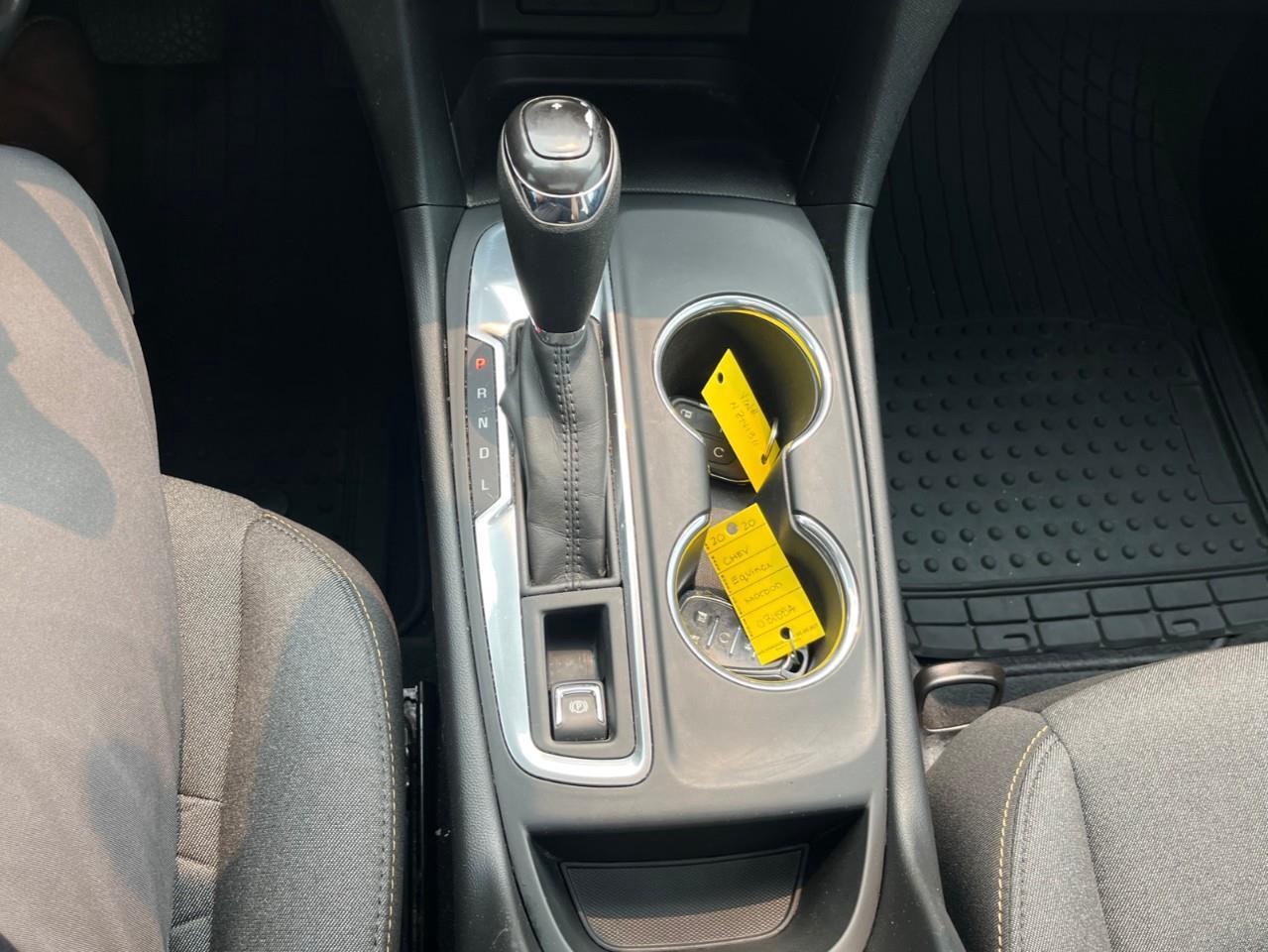2020 Chevrolet Equinox LT CLEAN LOCAL TRADE Photo