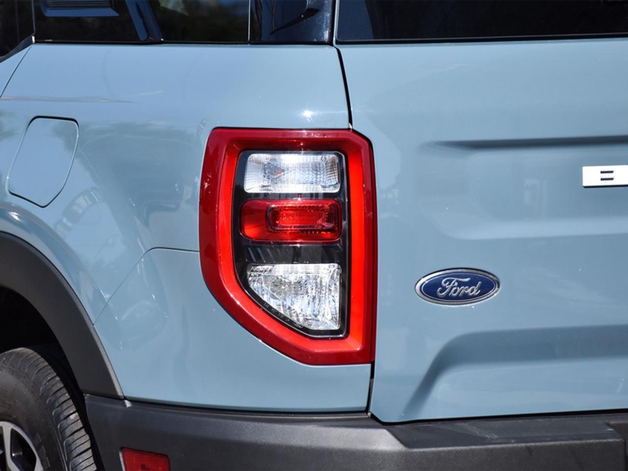 2022 Ford Bronco Sport Outer Banks   Leather   Remote Start   Heated Seat Photo