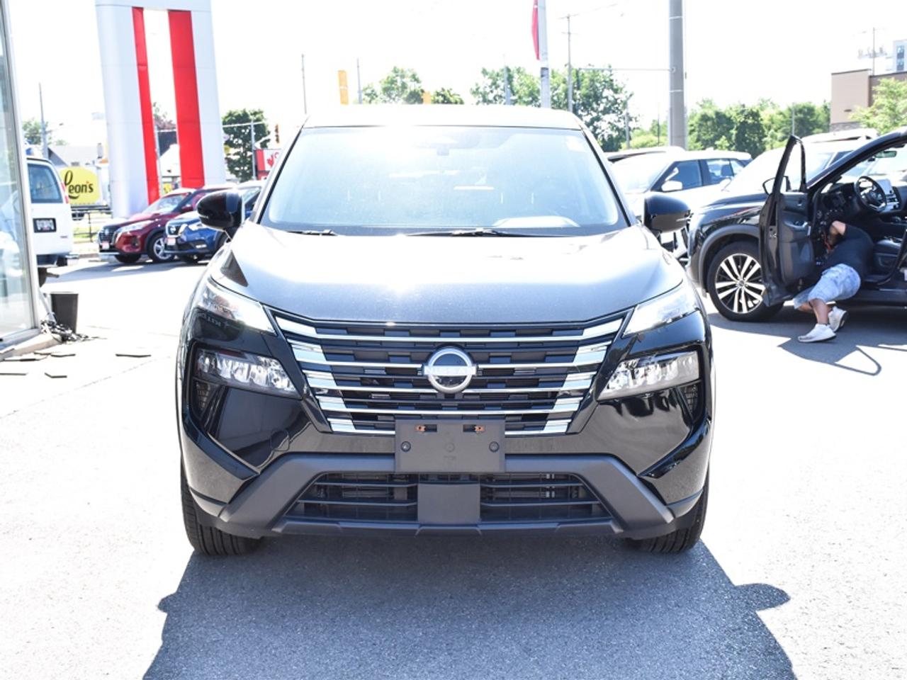 2026 Nissan Rogue S   Heated Seats   CarPlay   Android Auto   Alloy Wheels   Rear Camera Photo3