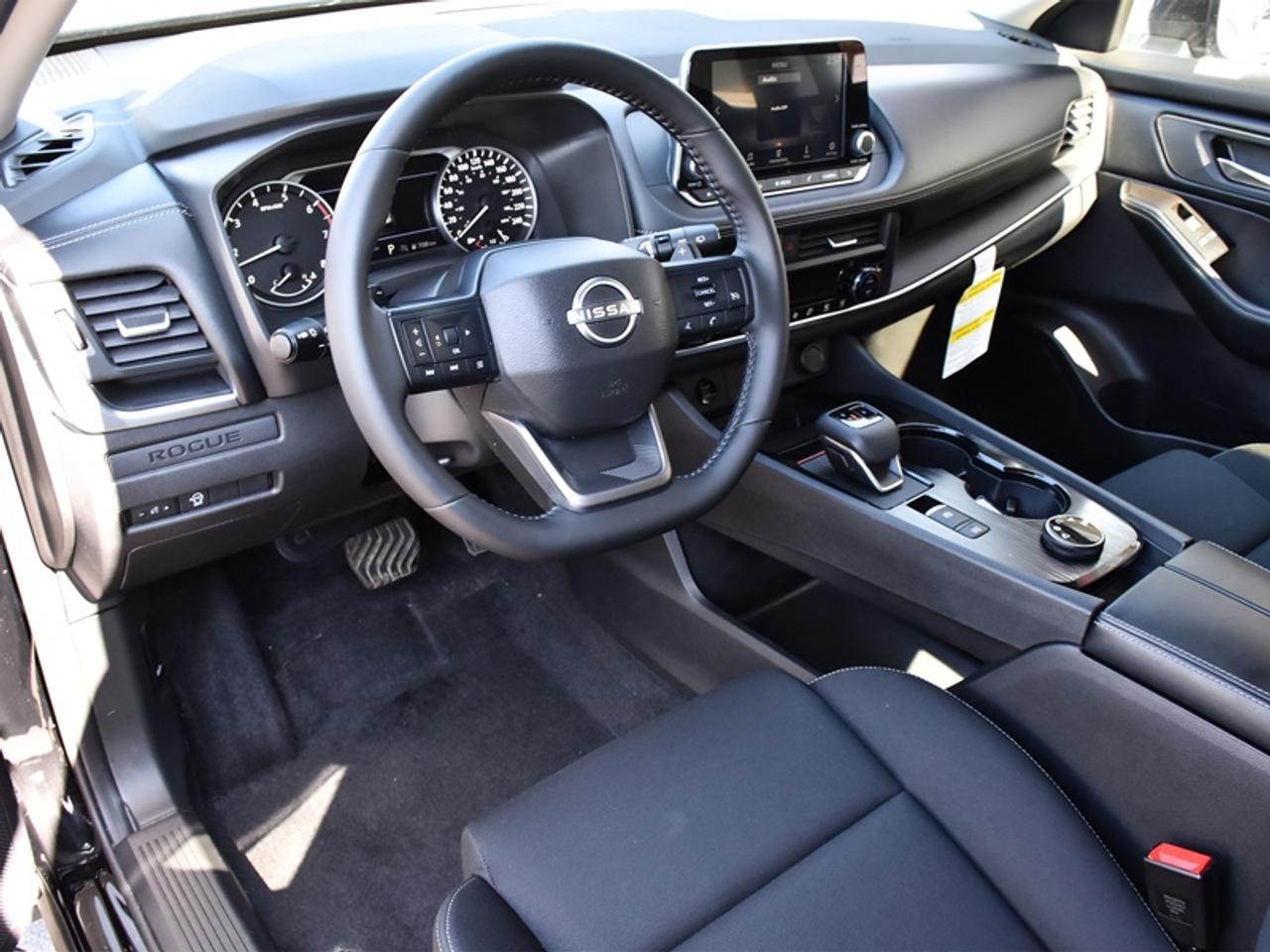 2026 Nissan Rogue S   Heated Seats   CarPlay   Android Auto   Alloy Wheels   Rear Camera Photo