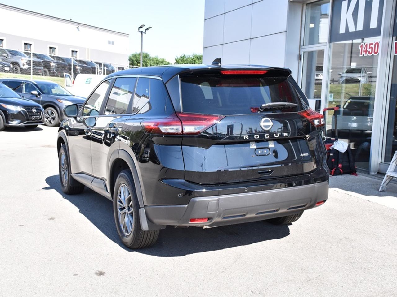 2026 Nissan Rogue S   Heated Seats   CarPlay   Android Auto   Alloy Wheels   Rear Camera Photo