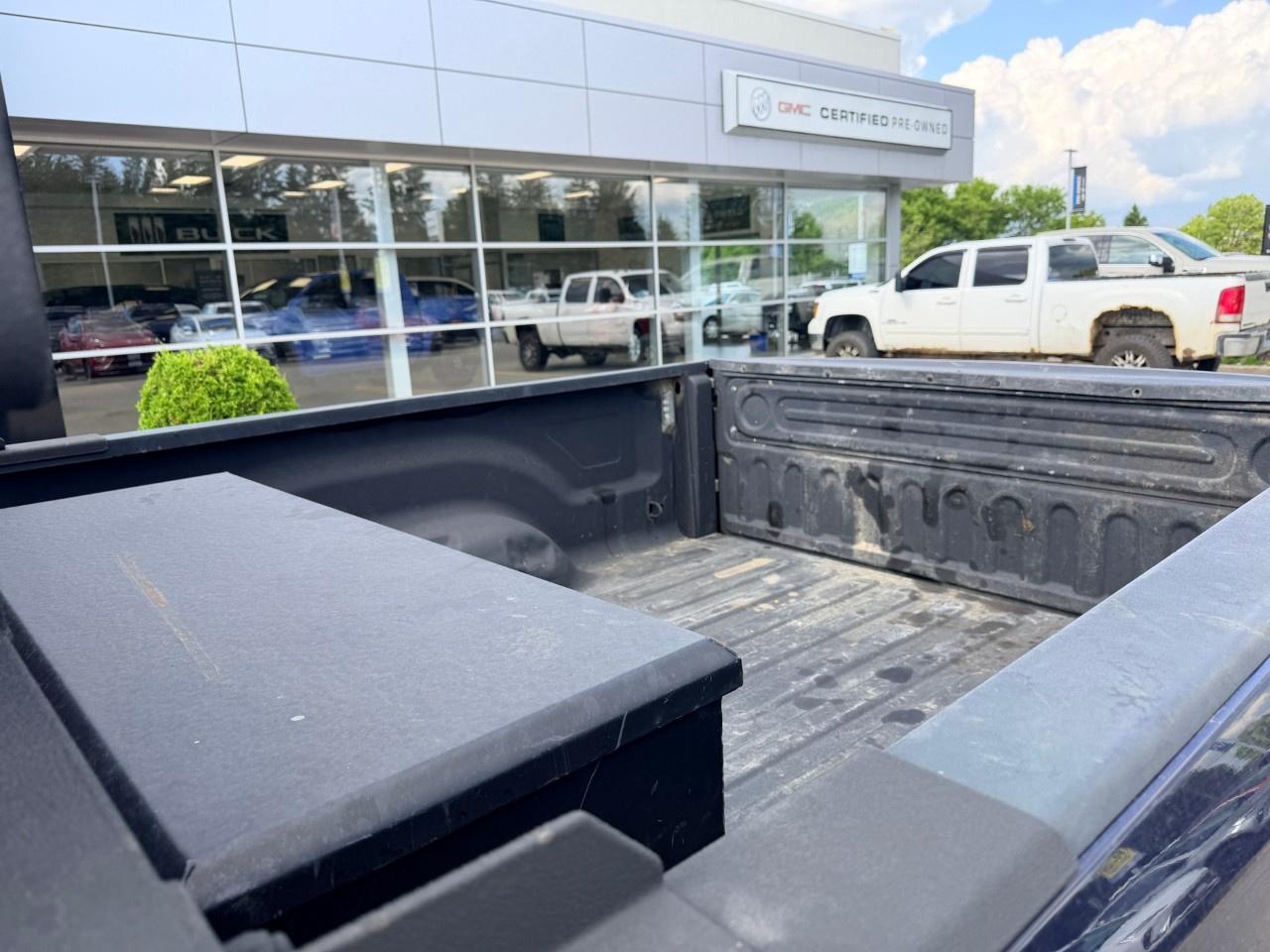2017 RAM 3500 4WD Mega Cab 6.4 Ft Box Limited Photo