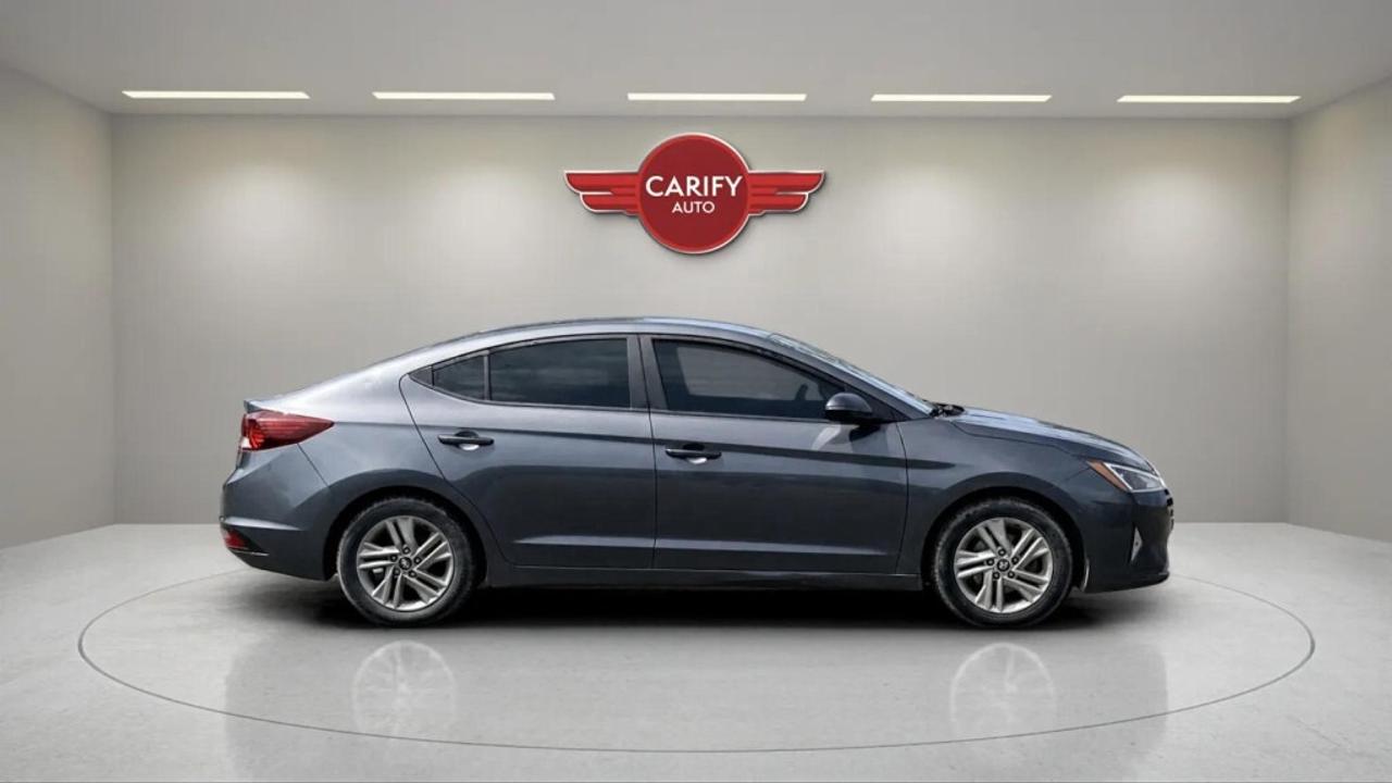 2020 Hyundai Elantra Preferred IVT Photo