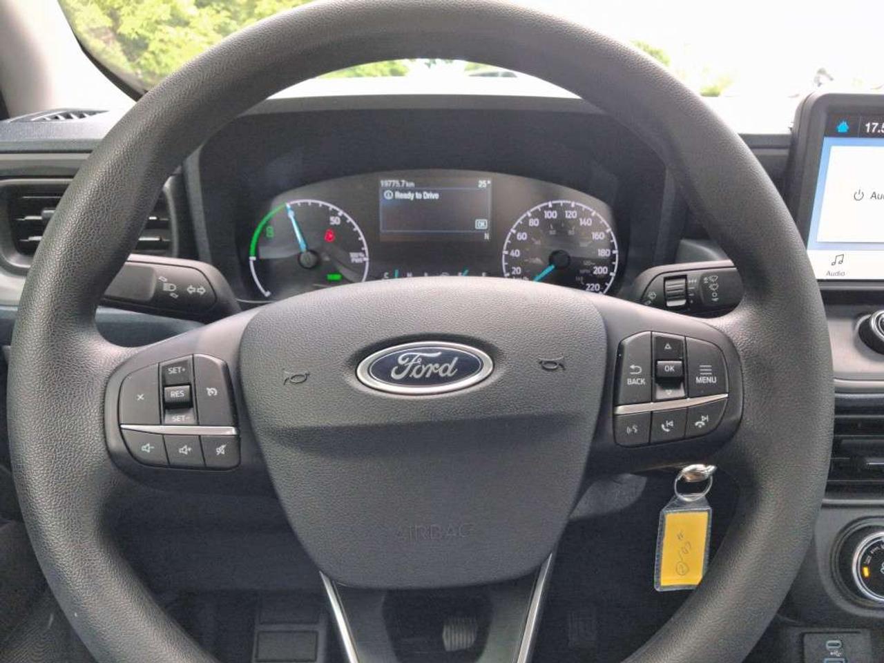 2024 Ford Maverick Hybrid XL FWD SuperCrew Photo