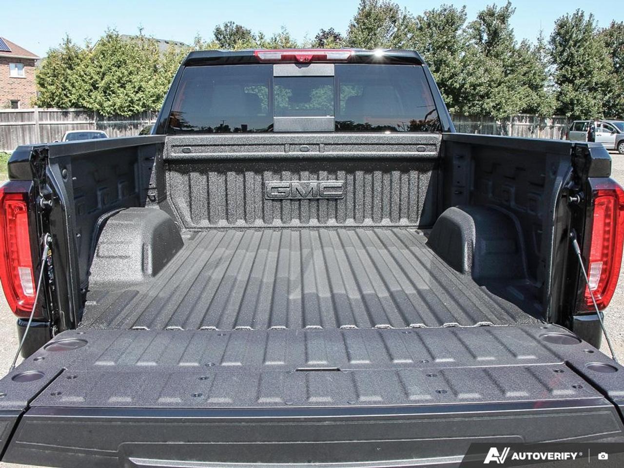 2026 GMC Sierra 1500 Crew Cab Short Box 4-Wheel Drive Denali Photo