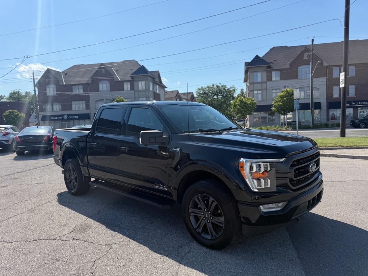 2023 Ford F-150 XLT Photo