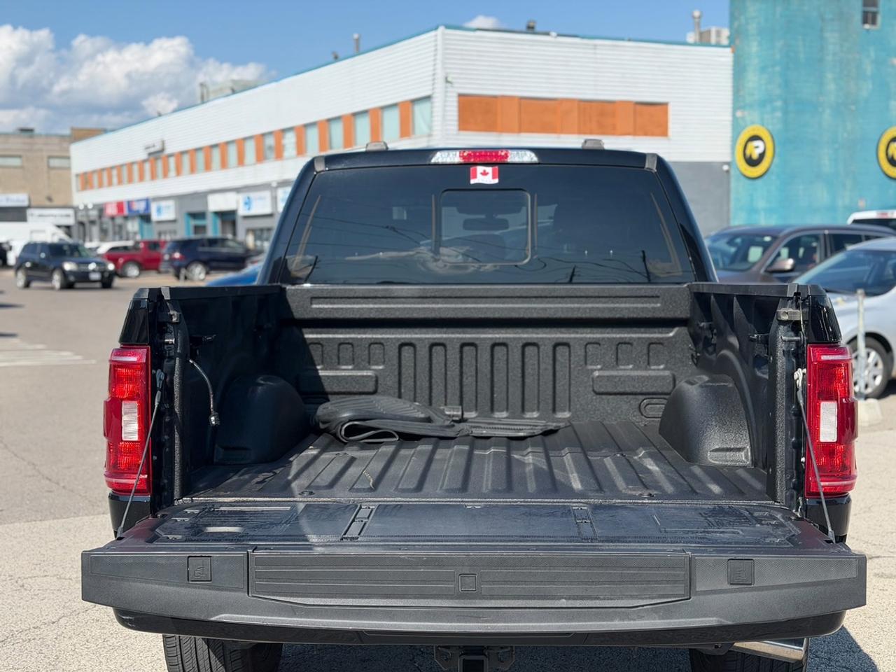 2023 Ford F-150 XLT Photo