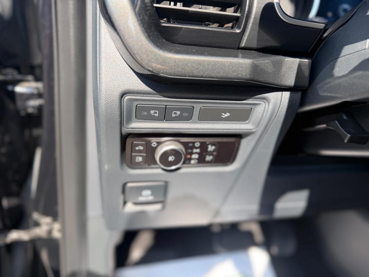 2023 Ford F-150 XLT Photo