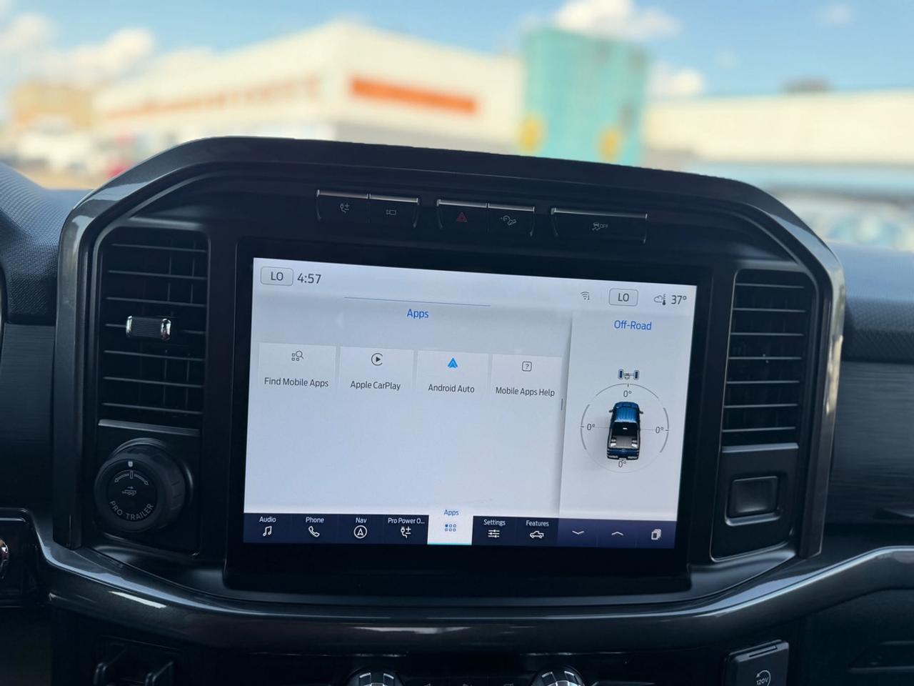 2023 Ford F-150 XLT Photo