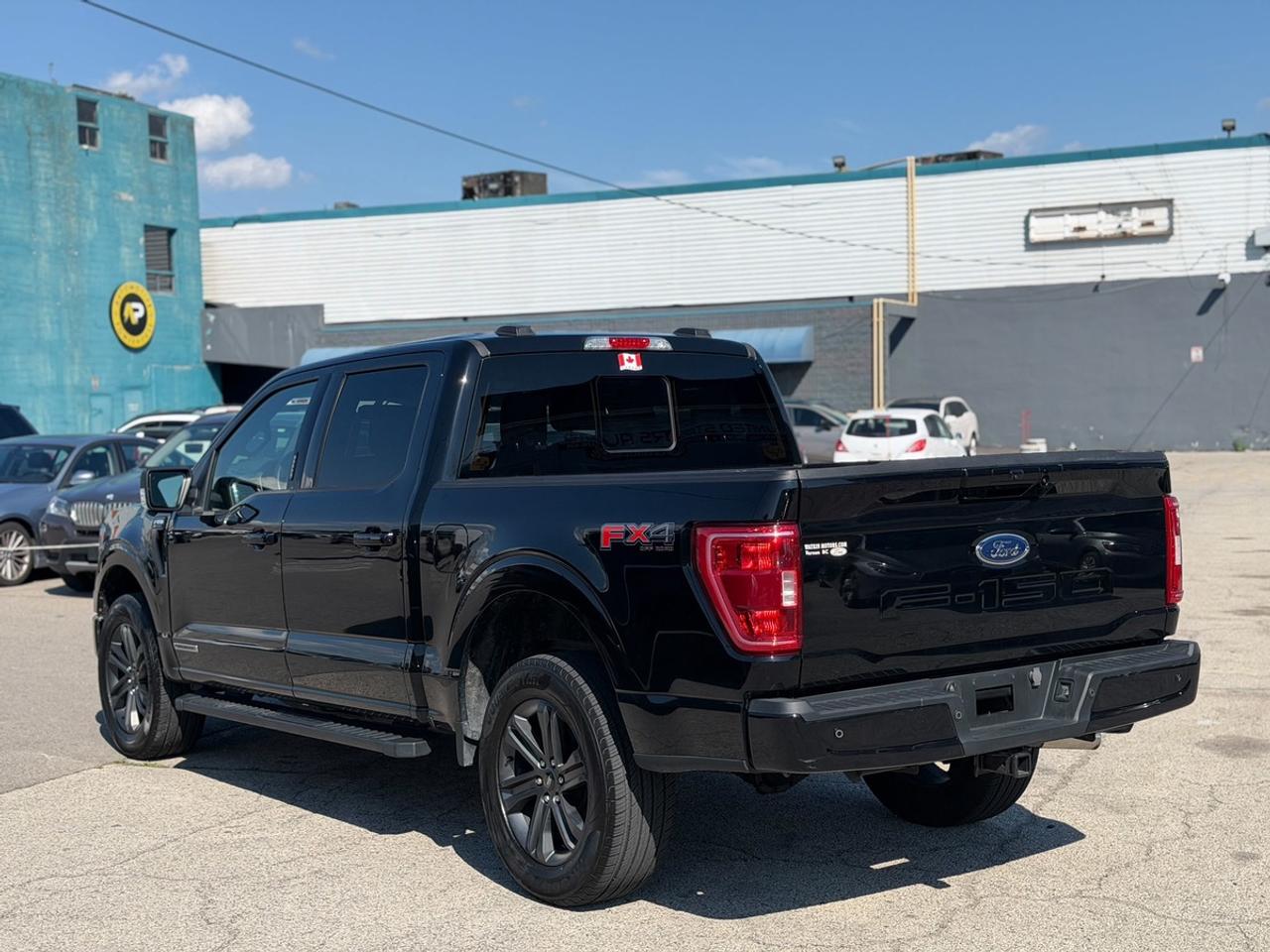 2023 Ford F-150 XLT Photo