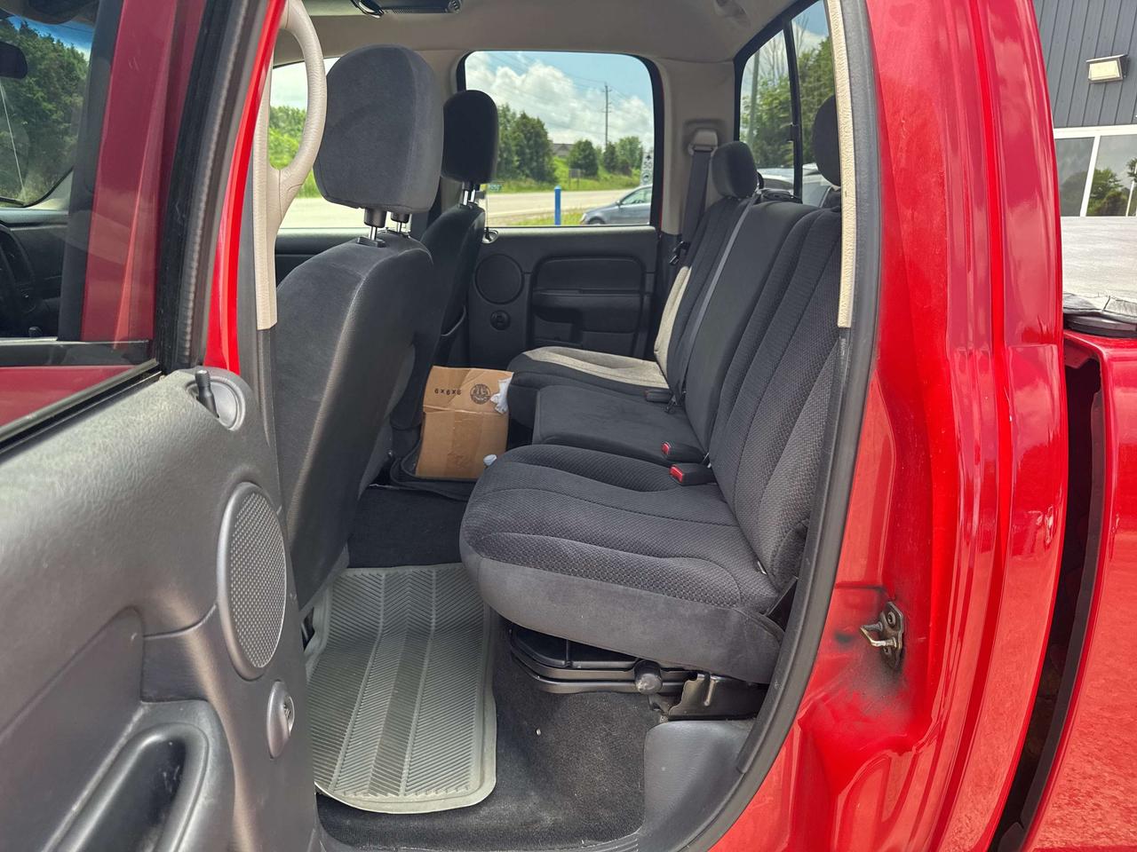 2005 Dodge Ram Sport Hemi SLT Photo