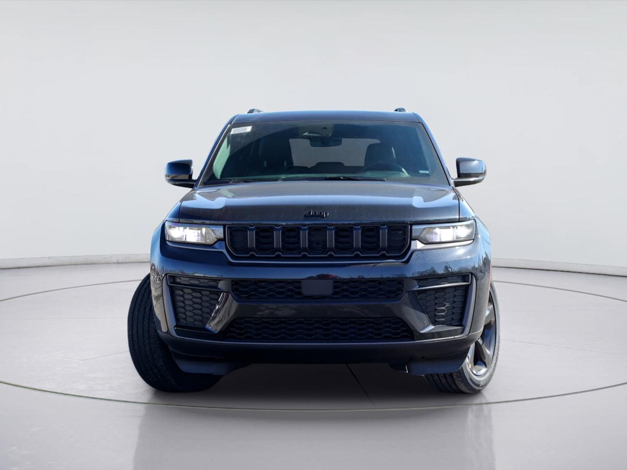 2026 Jeep Grand Cherokee Altitude Photo