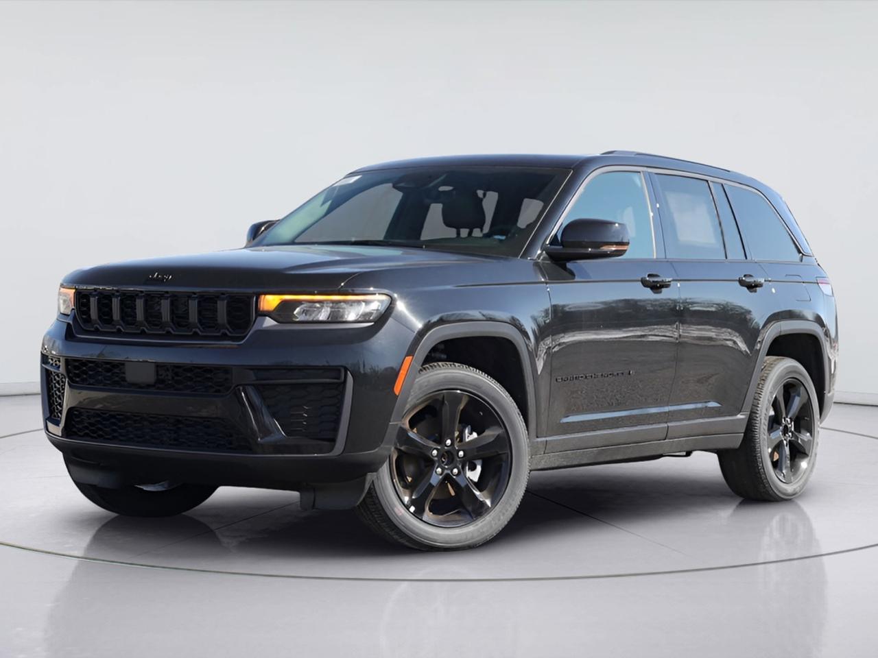 2026 Jeep Grand Cherokee Altitude Photo