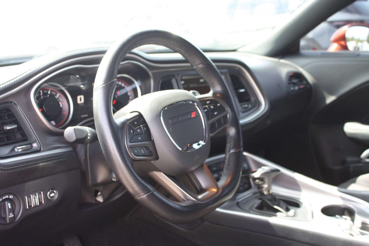 2022 Dodge Challenger 6.4L HEMI / 485 HP / Brembo / Launch Control Photo