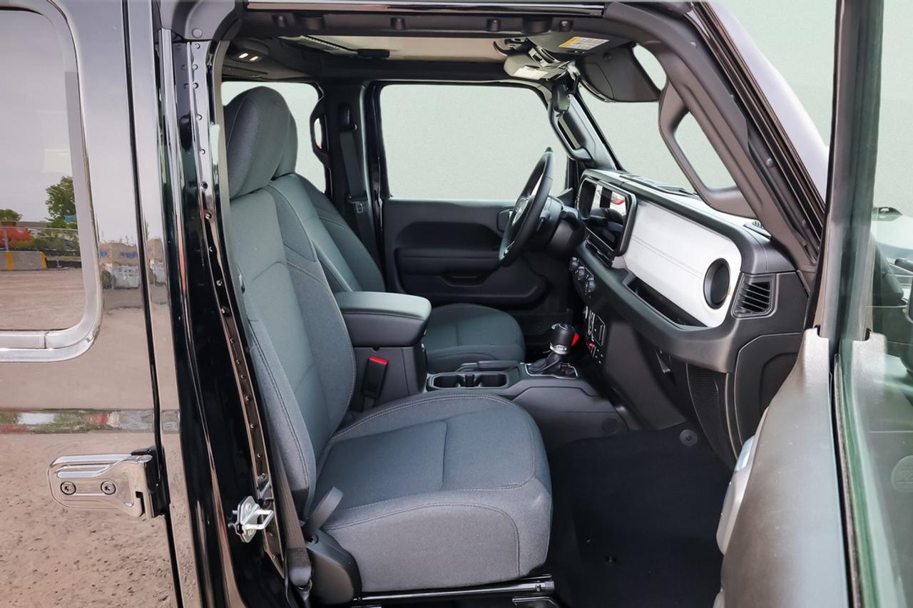 2026 Jeep Wrangler WILLYS 4-DOOR WILLYS Photo