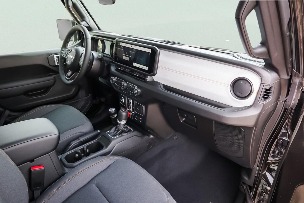 2026 Jeep Wrangler WILLYS 4-DOOR WILLYS Photo