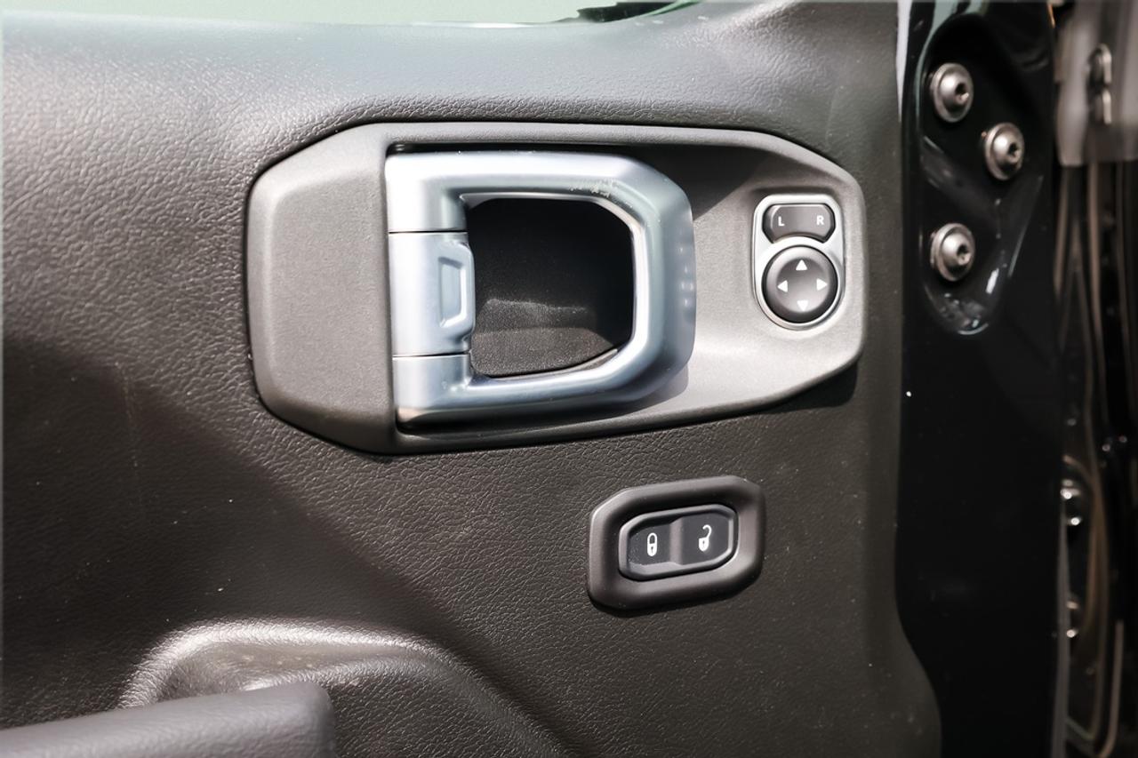 2026 Jeep Wrangler WILLYS 4-DOOR WILLYS Photo