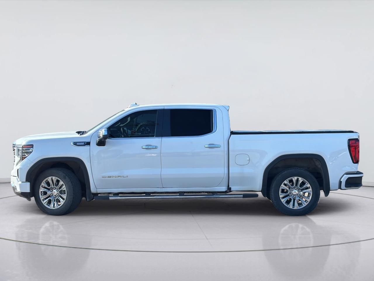 2024 GMC Sierra 1500 DENALI 3.0L V6 Photo1